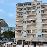 As 6 Apartamente